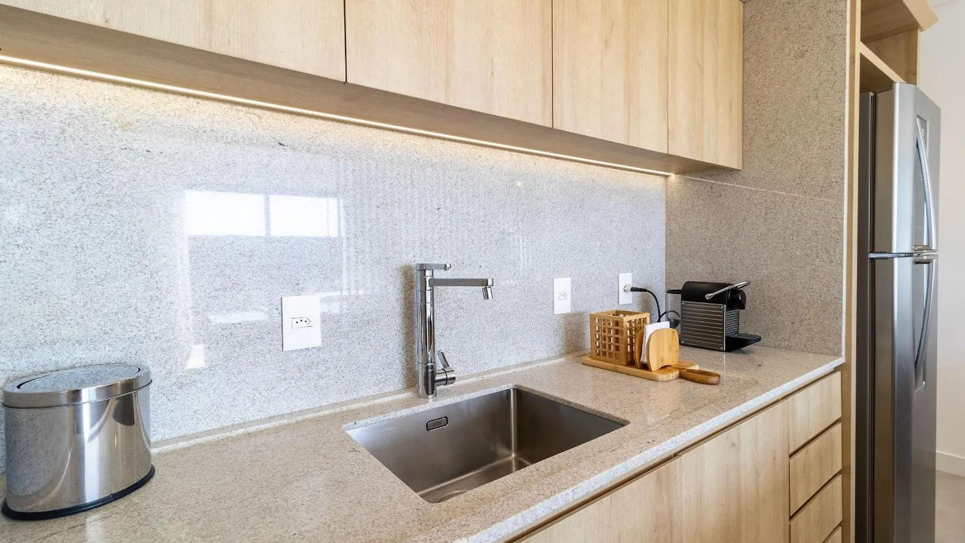 Apartment Studio Garden Campeche Em Floripa Hal103 Florianopolis